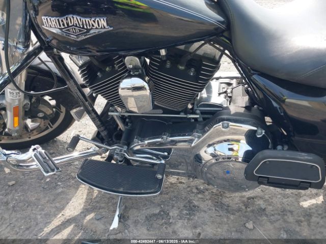 2016 HARLEY-DAVIDSON FLHR 1HD1FBM17GB659384 Photo 8