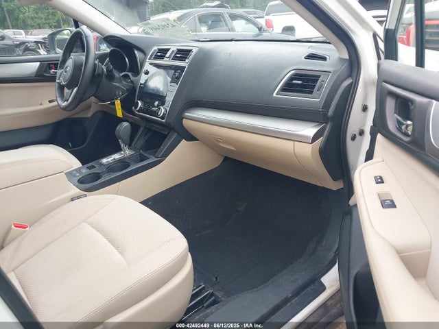Продаж на аукціоні авто 2018 Subaru Outback 2.5i Premium, vin: 4S4BSAFC6J3390608, номер лоту: 42492449