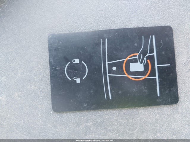 2023 TESLA MODEL 3 5YJ3E1EA7PF701264 Photo 10