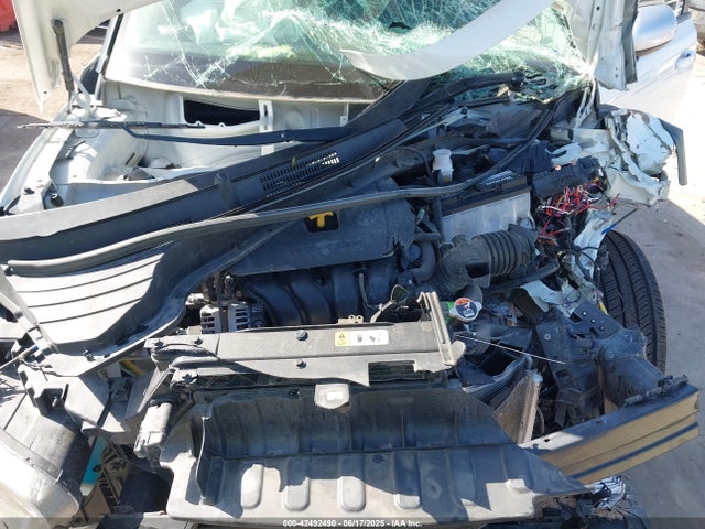 KNDJ23AU7L7714110 KIA mpi nu