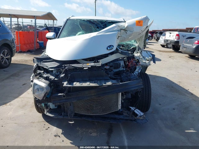 KNDJ23AU7L7714110 KIA mpi nu