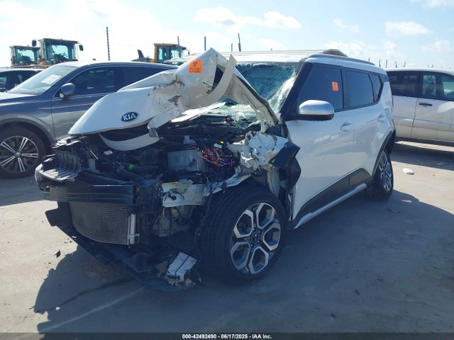 KNDJ23AU7L7714110 KIA mpi nu
