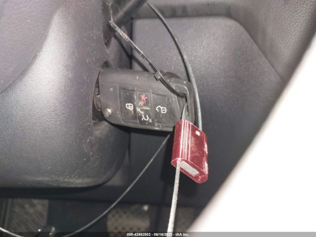 2018 VOLKSWAGEN TIGUAN 3VV0B7AX5JM104191 Photo 10