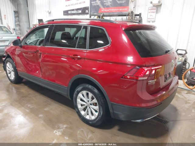 2018 VOLKSWAGEN TIGUAN 3VV0B7AX5JM104191 Photo 2