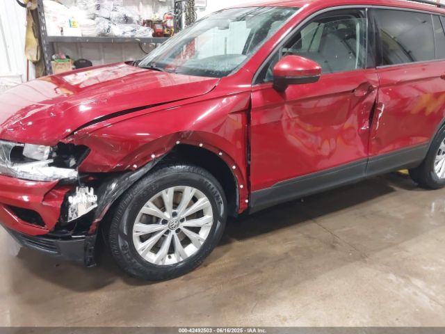 2018 VOLKSWAGEN TIGUAN 3VV0B7AX5JM104191 Photo 5