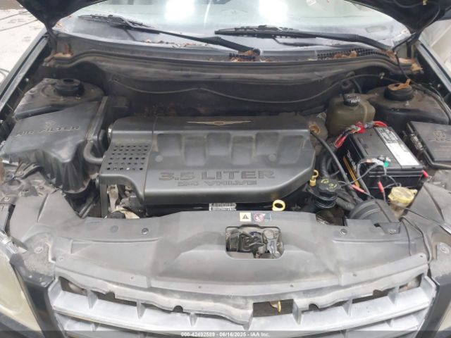 2005 CHRYSLER PACIFICA 2C8GF684X5R648271 Photo 9