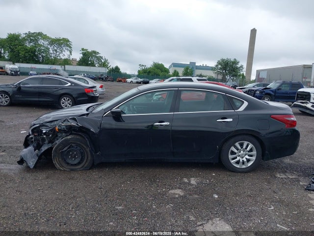 Nissan 2018 2018 1N4AL3AP3JC295190 Image 13