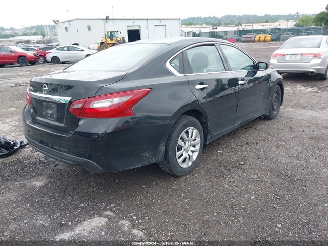 Nissan 2018 2018 1N4AL3AP3JC295190 Image 4