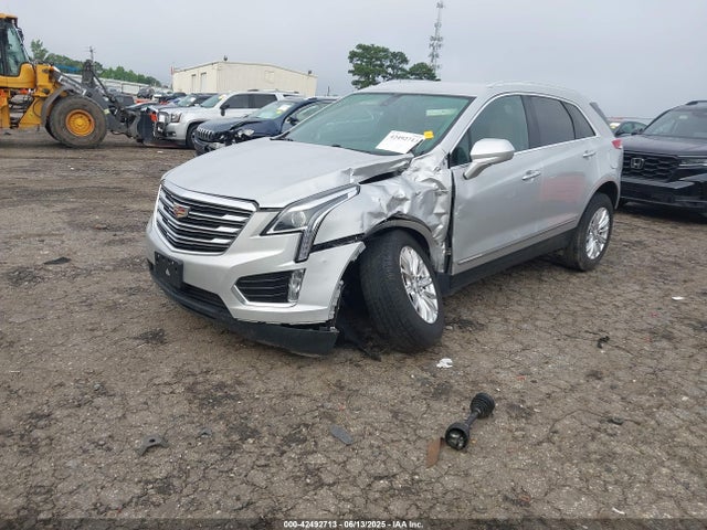 2019 CADILLAC XT5 1GYKNARS9KZ106394 Photo 1