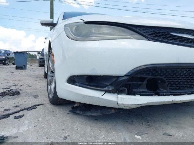 1C3CCCBB8FN715368 Chrysler 200 S