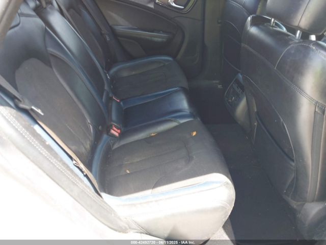 1C3CCCBB8FN715368 Chrysler 200 S