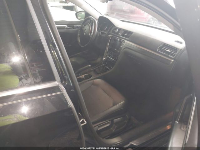 2018 VOLKSWAGEN PASSAT 1VWBA7A38JC032988 Photo 4