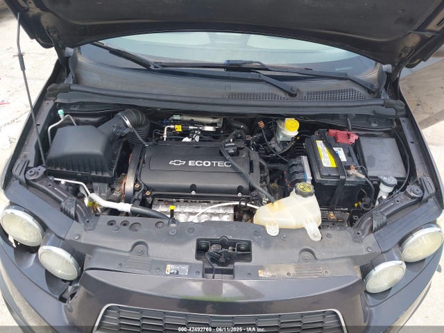 1G1JC5SH9F4108042 Chevrolet Sonic Lt Auto