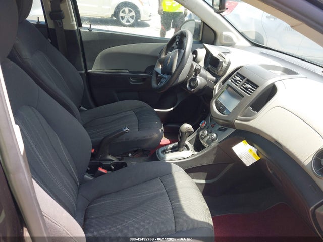 1G1JC5SH9F4108042 Chevrolet Sonic Lt Auto