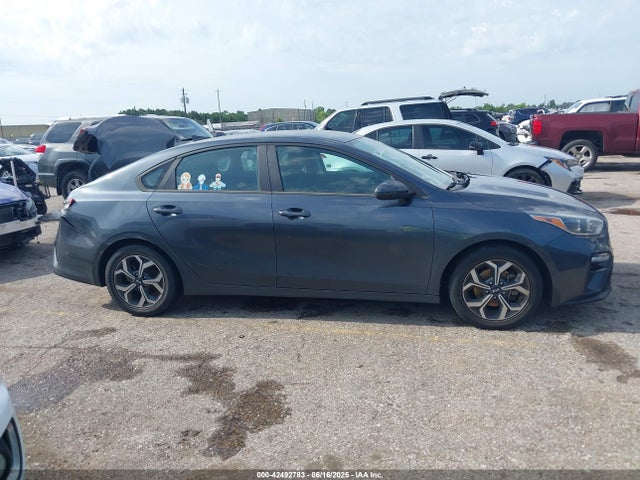 3KPF24AD9KE068689 KIA mpi nu