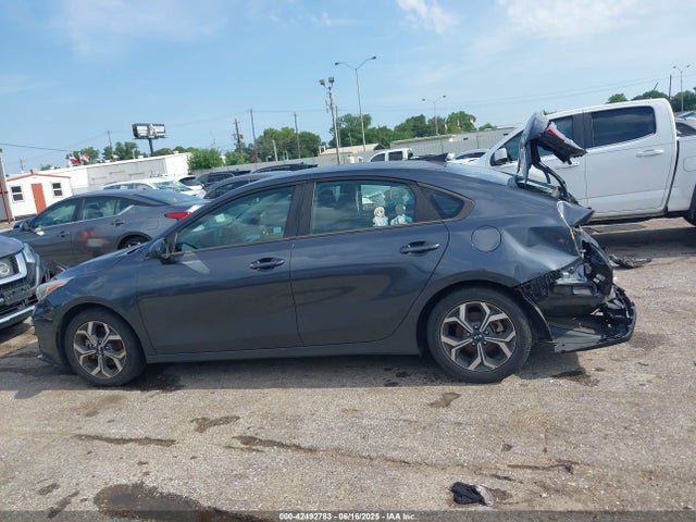 3KPF24AD9KE068689 KIA mpi nu