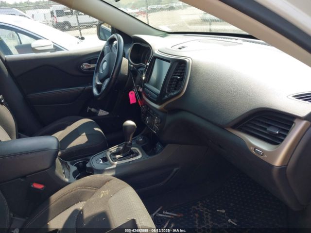 2016 JEEP CHEROKEE 1C4PJMCS6GW236286 Photo 4