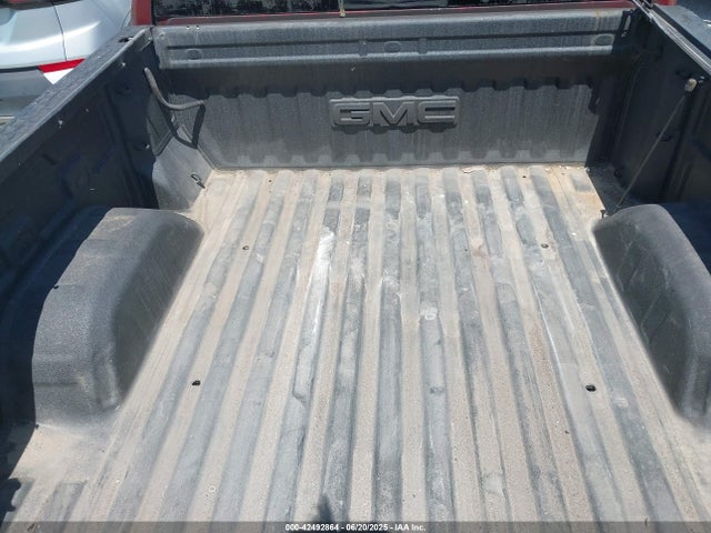 3GTU9DET3NG182376 GMC lm2