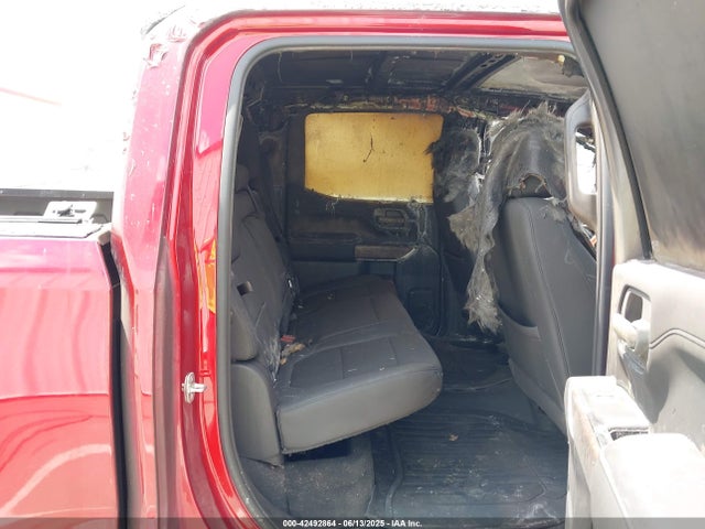 3GTU9DET3NG182376 GMC lm2