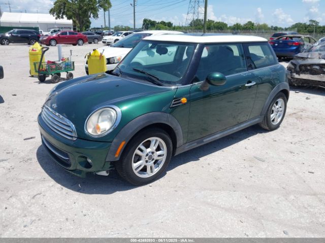 2011 MINI COOPER WMWSU3C57BT093085 Photo 1
