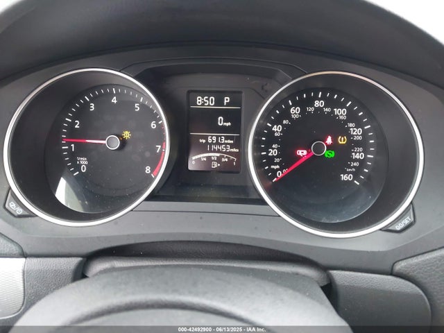 42492900 :رقم المزاد ، 3VWD17AJ0FM321912 vin ، 2015 Volkswagen Jetta 1.8t Se مزاد بيع