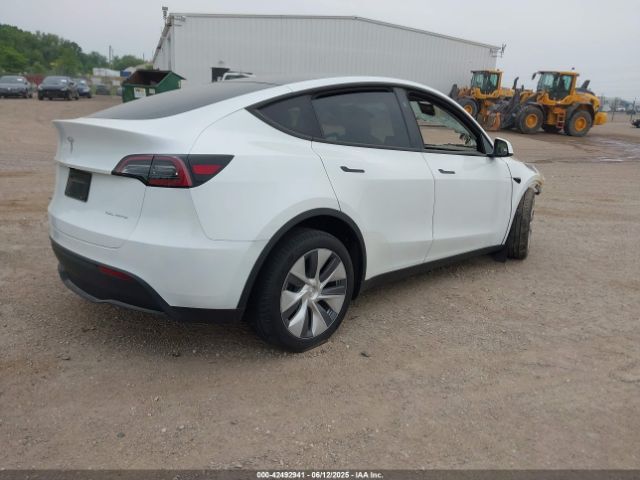 2023 TESLA MODEL Y 7SAYGDEE9PA193528 Photo 3