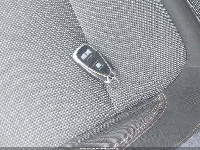 1GNEVGKW3KJ102804 Chevrolet Traverse 1lt