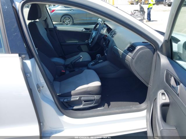 3VW2B7AJ8HM253267 Volkswagen 1.4 tsi