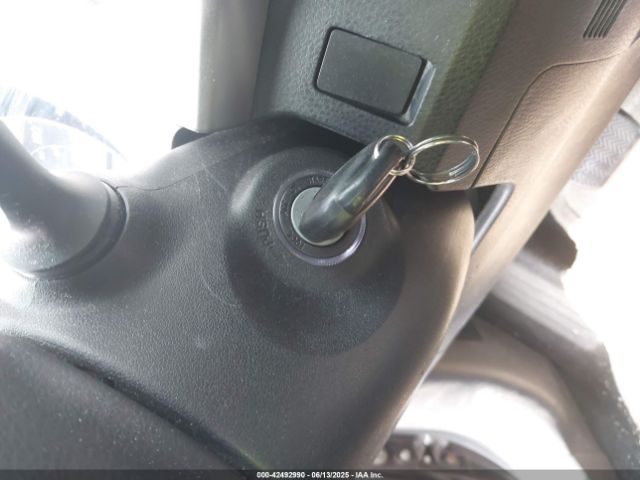 2015 TOYOTA RAV4 2T3RFREV0FW370920 Photo 10