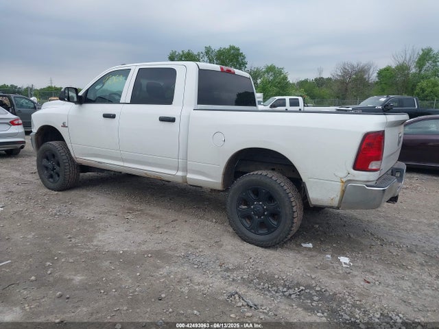 3C6UR5CL7EG320453 RAM 2500