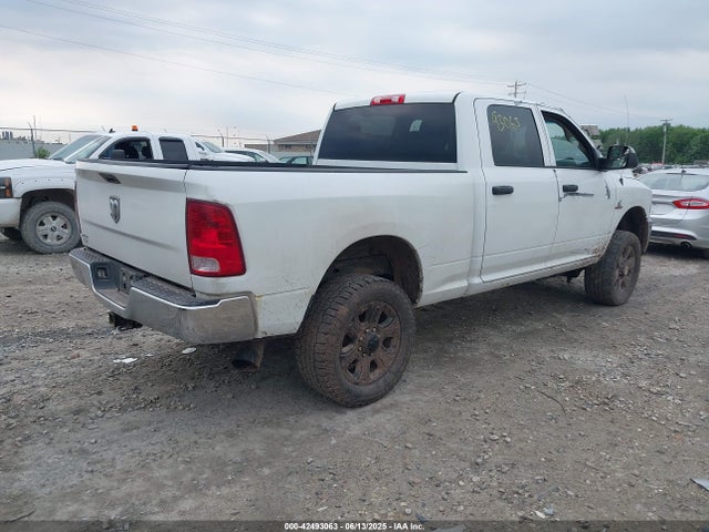 3C6UR5CL7EG320453 RAM 2500