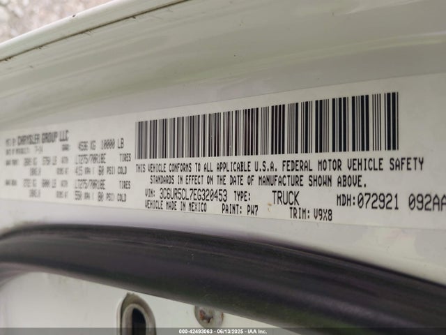 3C6UR5CL7EG320453 RAM 2500
