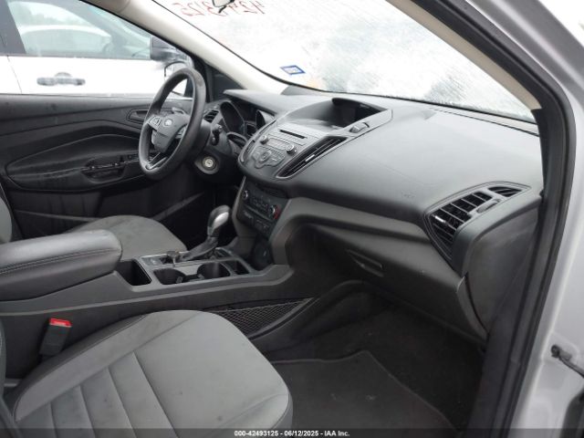 1FMCU0F72HUD40689 Ford ESCAPE S