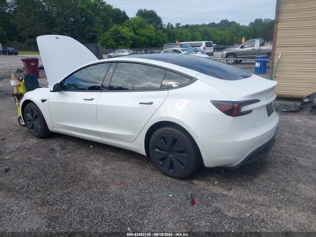 2025 TESLA MODEL 3 5YJ3E1EA1SF973320 Photo 2