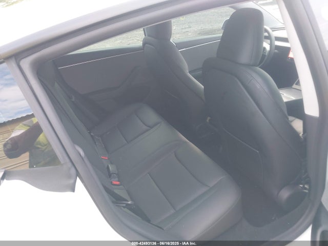 2025 TESLA MODEL 3 5YJ3E1EA1SF973320 Photo 7