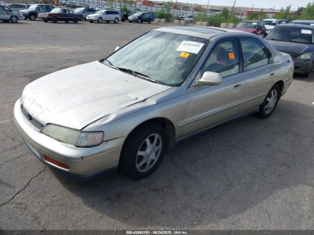 1995 HONDA ACCORD JHMCD5557SC000290 Photo 1