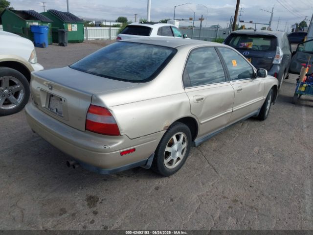 1995 HONDA ACCORD JHMCD5557SC000290 Photo 3