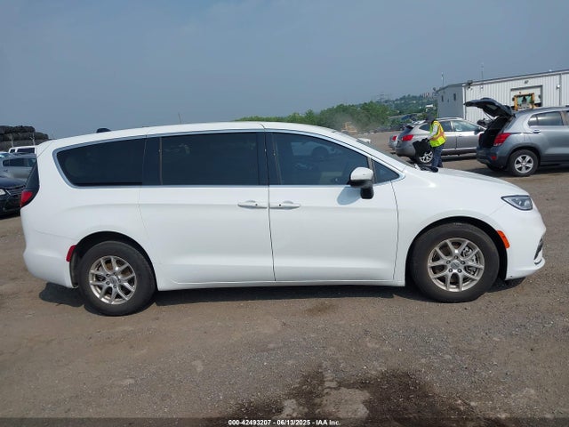 2C4RC1BGXPR509365 Chrysler 2023