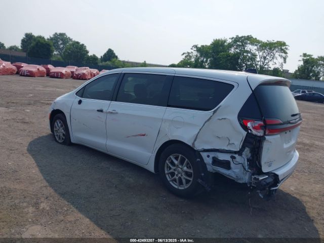 2023 CHRYSLER PACIFICA 2C4RC1BGXPR509365 Photo 2