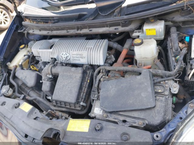 JTDKN3DU2E1771831 Toyota Prius Two
