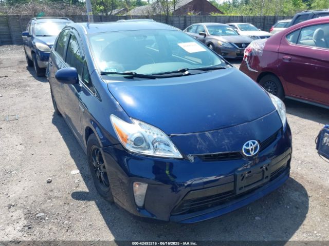 JTDKN3DU2E1771831 Toyota Prius Two
