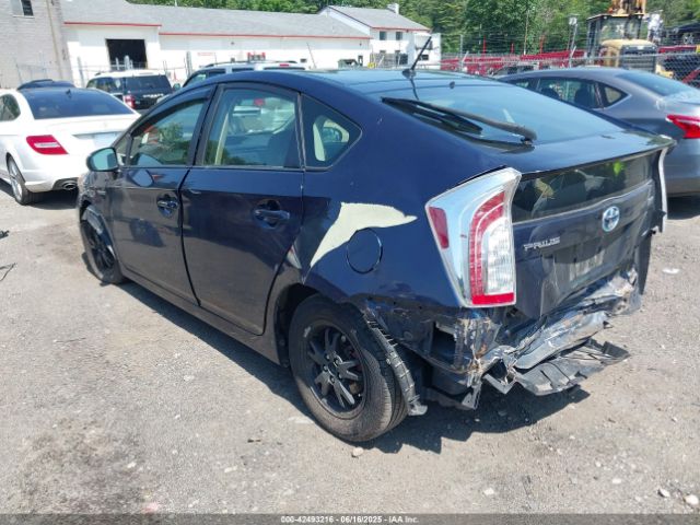 JTDKN3DU2E1771831 Toyota Prius Two
