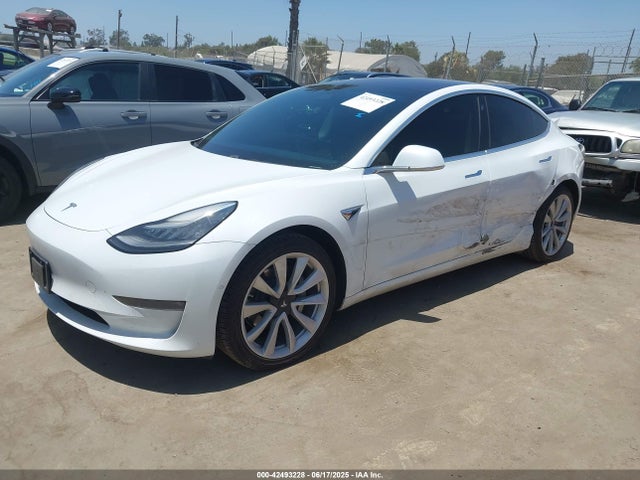 2018 TESLA MODEL 3 5YJ3E1EB8JF092444 Photo 1