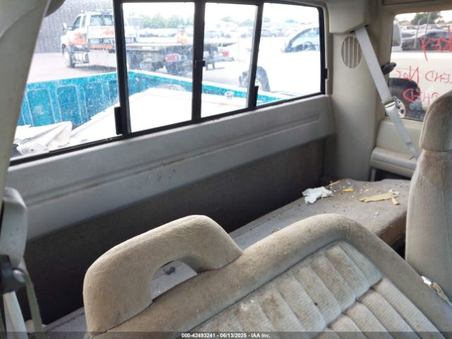 1993 GMC SIERRA 2GTFK29K1P1537172 Photo 7