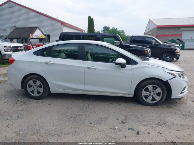 1G1BC5SM4H7187378 Chevrolet Cruze Ls Auto