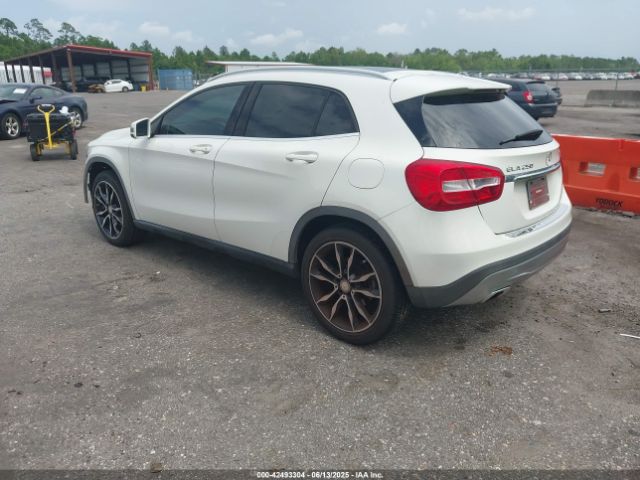 2015 MERCEDES-BENZ GLA 250 WDCTG4EB9FJ188041 Photo 2
