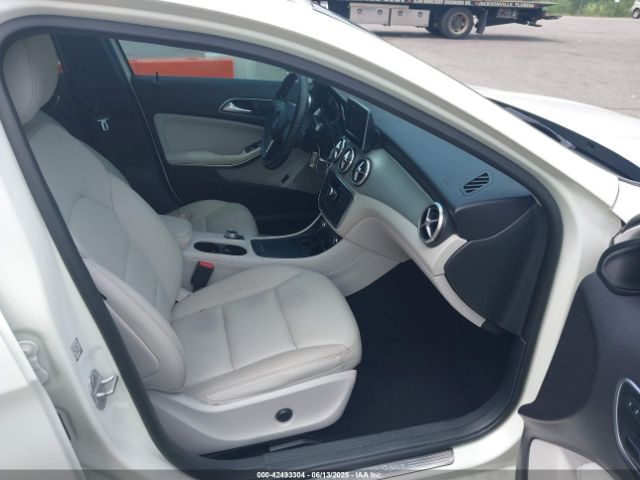 2015 MERCEDES-BENZ GLA 250 WDCTG4EB9FJ188041 Photo 4