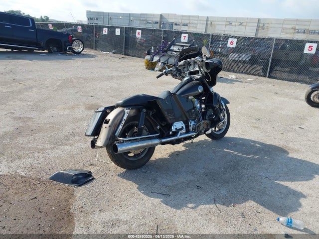 2004 HARLEY-DAVIDSON FLHTCUI 1HD1FCW104Y615660 Photo 3