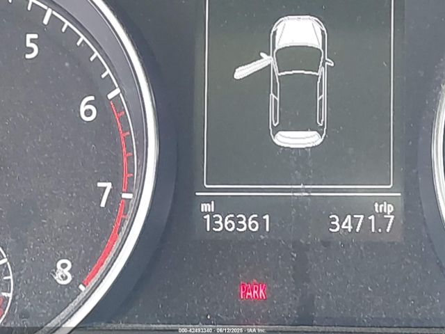 3VW817AUXFM023721 Volkswagen 2015