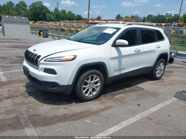 1C4PJMCB2GW372592 Jeep Cherokee Latitude